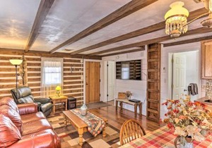 Maltese Ranch Cabin Near Medora Attractions!