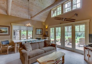 Metolius River Resort Cabin #5