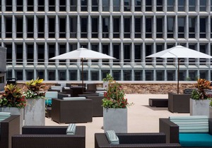 Midtown Studio | Free Breakfast, Pool, BBQ Area