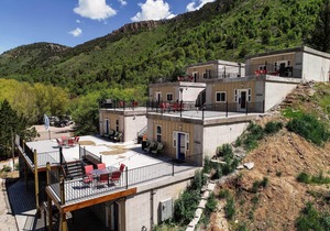 Modern Lava Hot Springs Studio, Walk to Pools