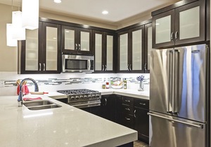 Modern Townhome in Central Location with Private Hot Tub & Luxury Amenities!
