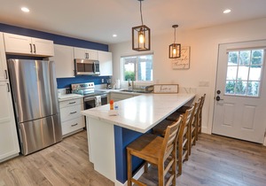 New by the Beach, Hot Tub, Swing Bed, Parking, Working station, Grill, Pets
