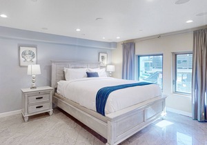 Oceanfront condo with private waterfront patio, washer/dryer, gas grill