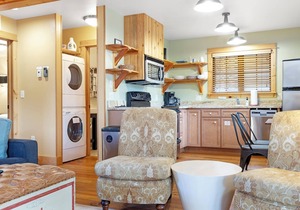 Outpost: Alpine Cottage Two