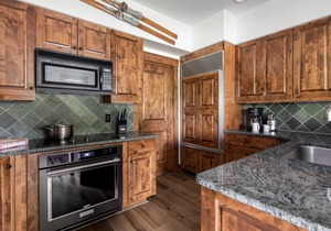 Outpost: Grand View 2710 - Air conditioning!