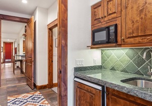 Outpost: Grand View 2710 - Air conditioning!