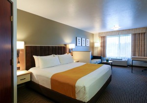 Oxford Suites Spokane Valley