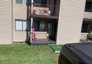 Perfect Ground Level Condo for Winter and Summer -Walking Distance to Everything