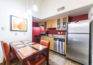 Phoenix Loft sleeps 6