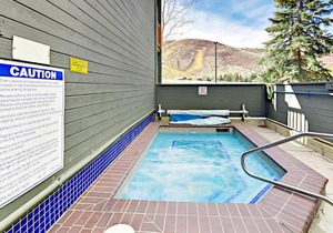 Powder Pointe Condominiums 102A