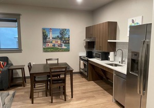 Prime 2 Bed ADA Accessible Travel Apartment in The Lilac City