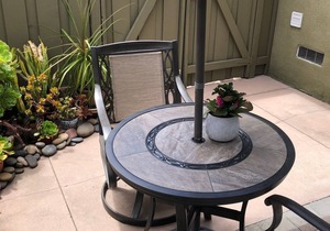 Private Cottage near Village, Zoo and Beaches