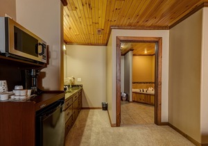 Private Room at Willow Creek Falls Lodge