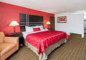 Ramada by Wyndham Mountain Home