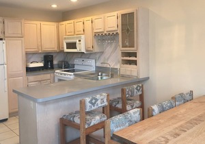 Renovated Towhhouses, Fireplaces, Pool table, Pool,Beach, Lake, Walk to Slopes