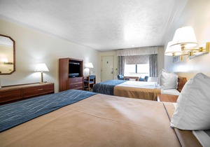 Rodeway Inn Pronghorn Lodge