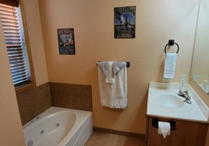 Room 3 at Montana's Wolf Creek Lodge