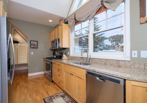 Saddle Ridge M5 - 4BR+Bonus Bunk Rm, Outdoor seating, Hot Tub, Views, End Unit