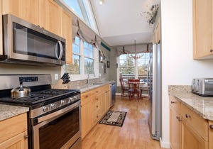 Saddle Ridge M5 - 4BR+Bonus Bunk Rm, Outdoor seating, Hot Tub, Views, End Unit
