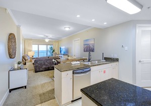 Sea Breeze 405: 2 BR, 2 BA Condominium in Biloxi, Sleeps 6