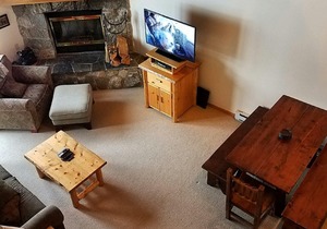 Ski-In Ski-Out Condo In Big Sky Mountain Village