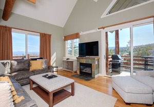 Ski-in/ski-out home w/great views & hot tub in Moonlight Basin - Saddle Ridge - Timber Wolf Chalet
