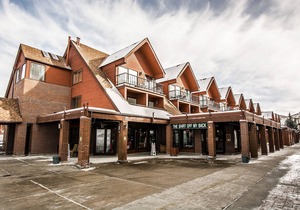 Ski-In/Ski-Out PARK CITY VACATION CONDO with MOUNTAIN VIEW!