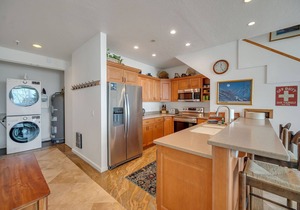 Ski in/Ski Out to Snowbird in Charming Condominium with Open Loft and Fireplace