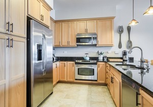 Sleeps 8 with Fireplace - Seasons at Sandpoint