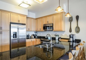 Sleeps 8 with Fireplace - Seasons at Sandpoint