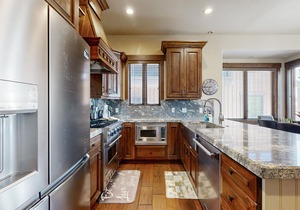 Sophisticated Mountain-View Condo | Hot Tub, Heated Pool | Walk to Gondola