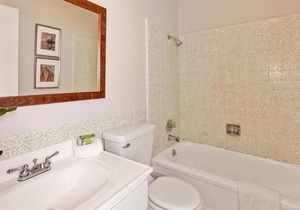 Spacious Condo with View in Noe Valley