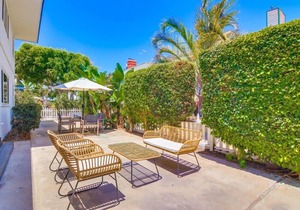 Steps to Ocean ☆ Convenient Ground Level ☆ Outdoor Patio