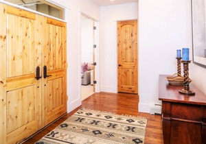 Stunning Crail Ranch Townhome Cross-County Ski out of the Backyard