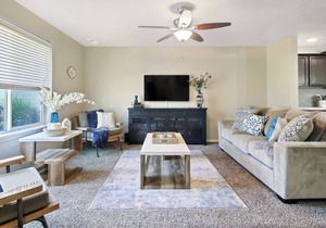 Stunning Private 3 Bedroom Home in the Heart of Me