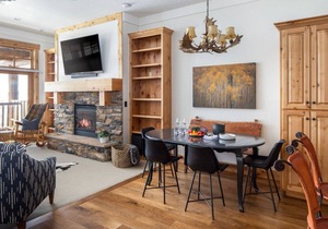 Stylish Condo in Victor Now Available for Summer 2022 and Beyond!
