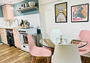 Stylish Fremont Suite | Walkable & Pet-Friendly