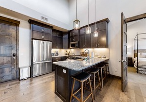 Stylish New-Build Condo | 2 Suites, Pool & Hot Tub | Walk to Cabriolet Lift