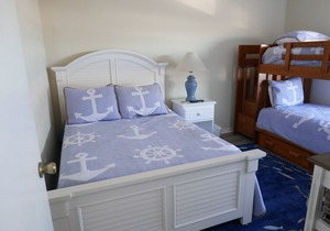 Summer Winds 234: 2 BR, 2 BA Condominium in Indian Beach, Sleeps 6