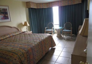 Sunny Royale Beach & Tennis Resort 2BR Condo with Outdoor Pool