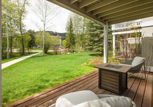 Teton Pines Country Club Townhome Hollyhock: 3 BR, 3.5 BA Townhouse in Wilson, Sleeps 6