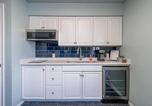 The Hamilton Lakefront Studio 14