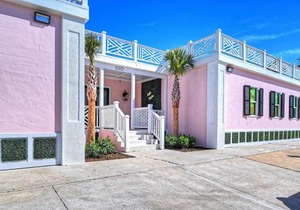 The Oleander Hotel Room 9