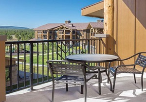 The perfect location for seeing Yellowstone National Park's outstanding beauty