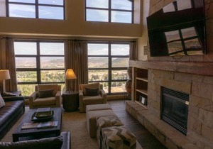 Three Bedroom Penthouse at the base of Canyons