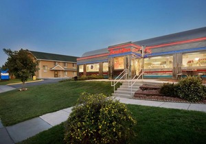 Travelodge by Wyndham Cheyenne