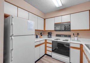 two bedroom condo sleeps 8 persons