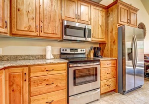 Two-Story, Family-Friendly Desert Oasis with Mountain Views & Private Hot Tub