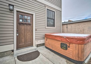 Updated Townhome w/ Hot Tub - Walk to Downtown!