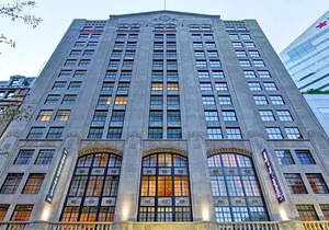 3-Star Hotel ∙ Homewood Suites by Hilton Cincinnati-Downtown